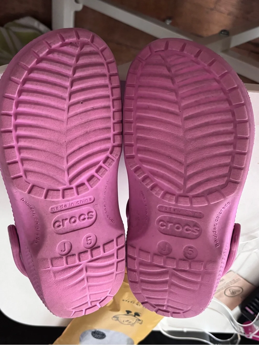 Crocs Classic Clog Bright Pink Big Kids J5 Women’s 7 Men’s 5